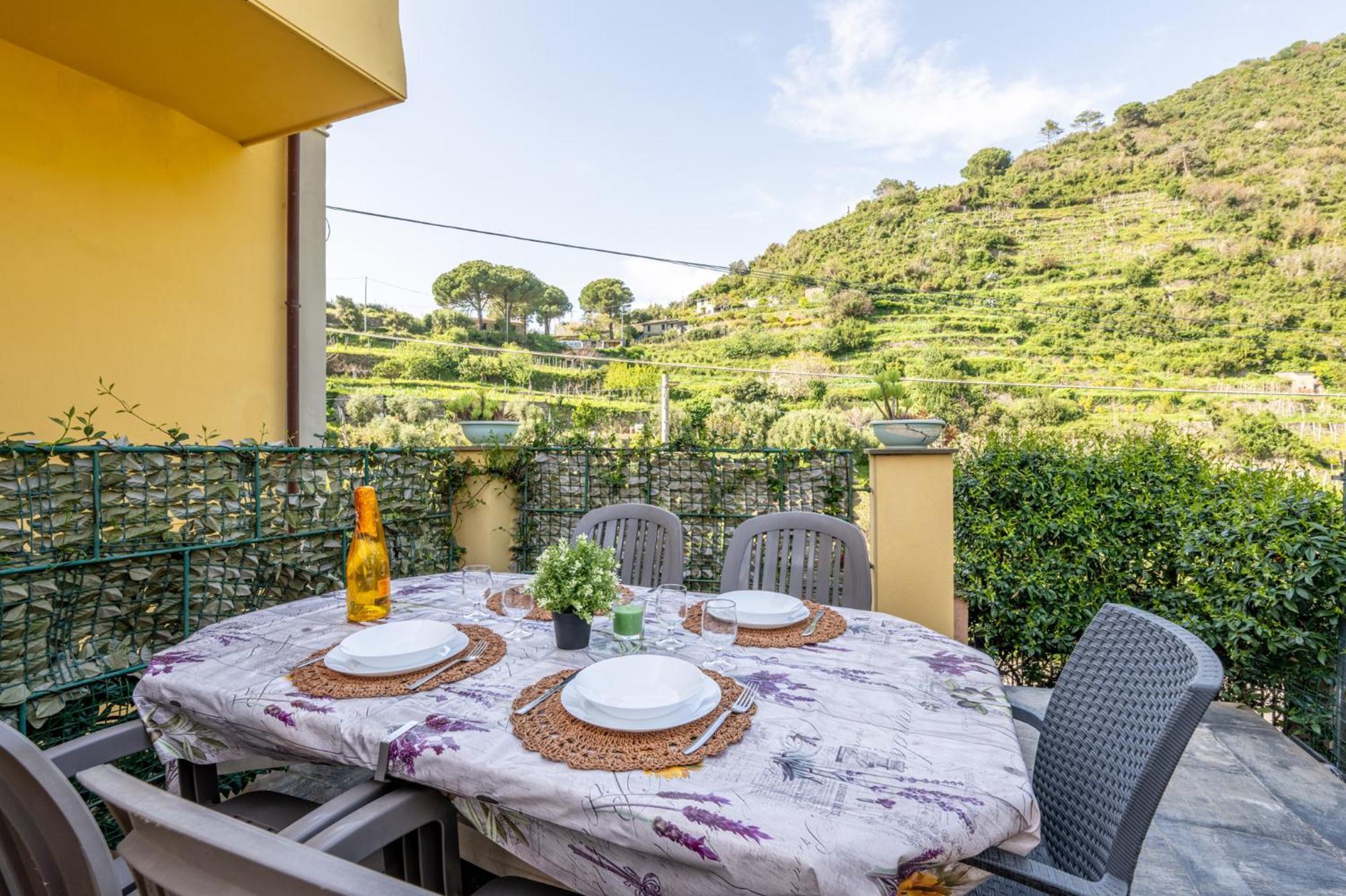 New Hanging Garden Corniglia Exterior photo