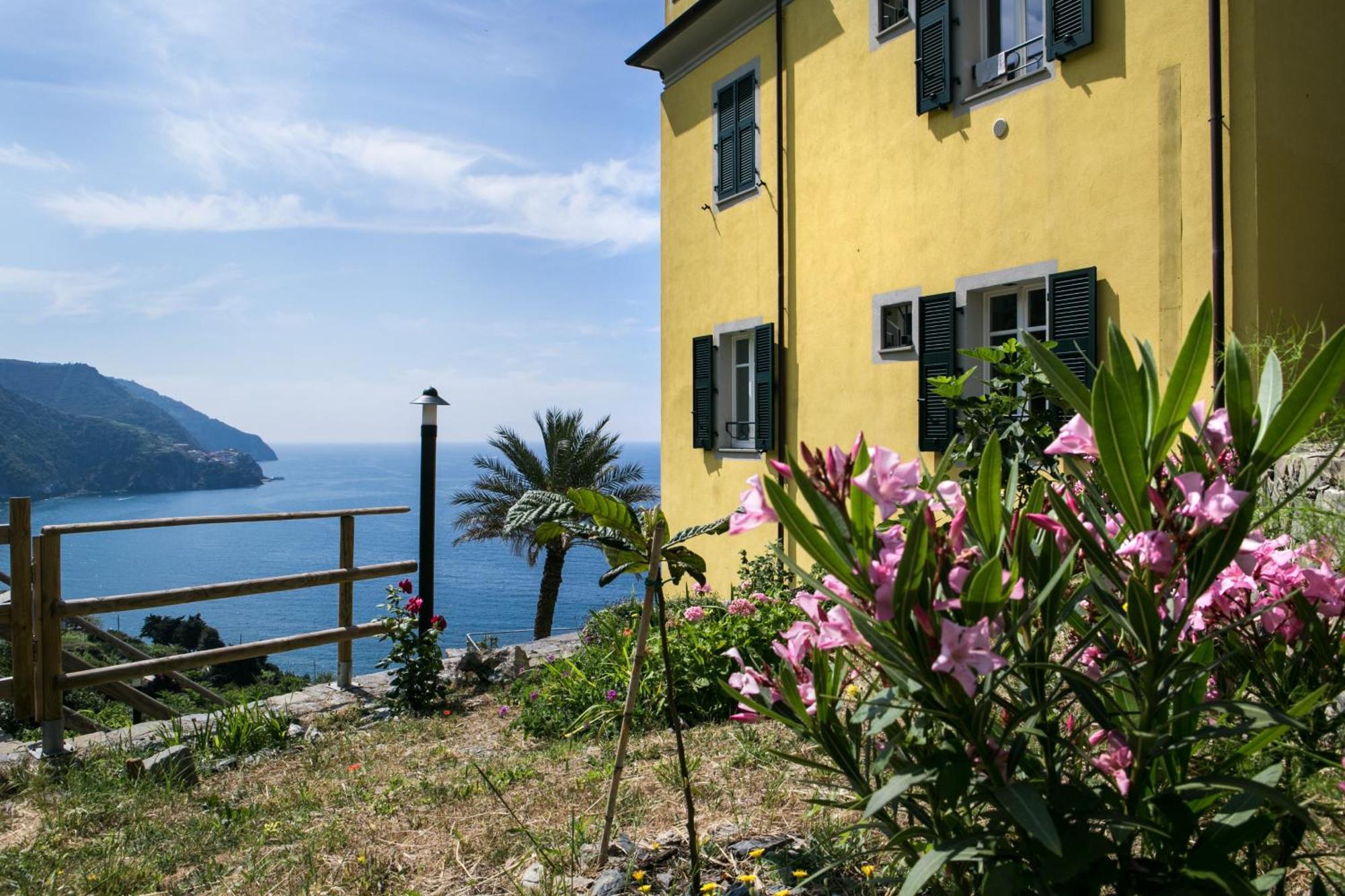 New Hanging Garden Corniglia Exterior photo
